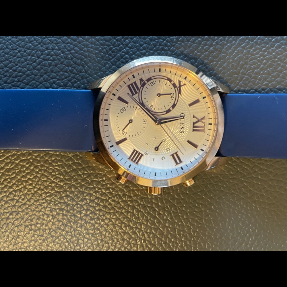 Guess watch